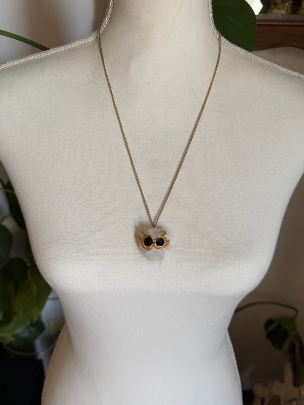 Vintage Gold Tone Owl Face Heart Shaped Locket Necklace